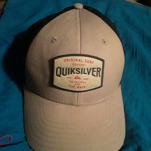 Quicksilver Unisex Snap-Back Ball Cap/Hat - Picture 11 of 16